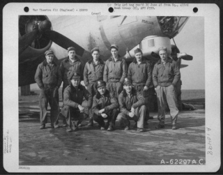 Lt Shasky and crew 19-2-45.jpg